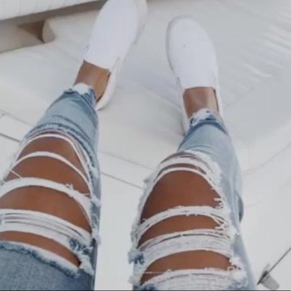 Brandy Melville Other - 💖large mystery box💖